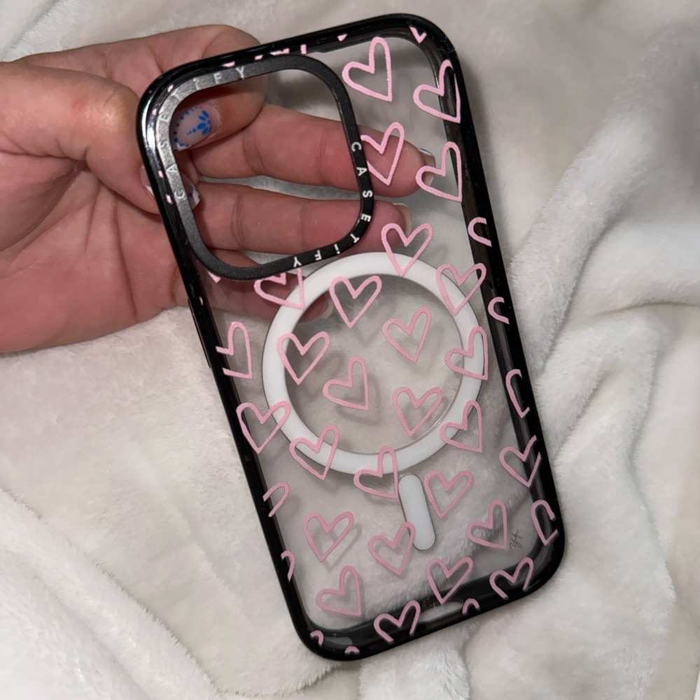 Casetify iPhone 15 pro Hearts case